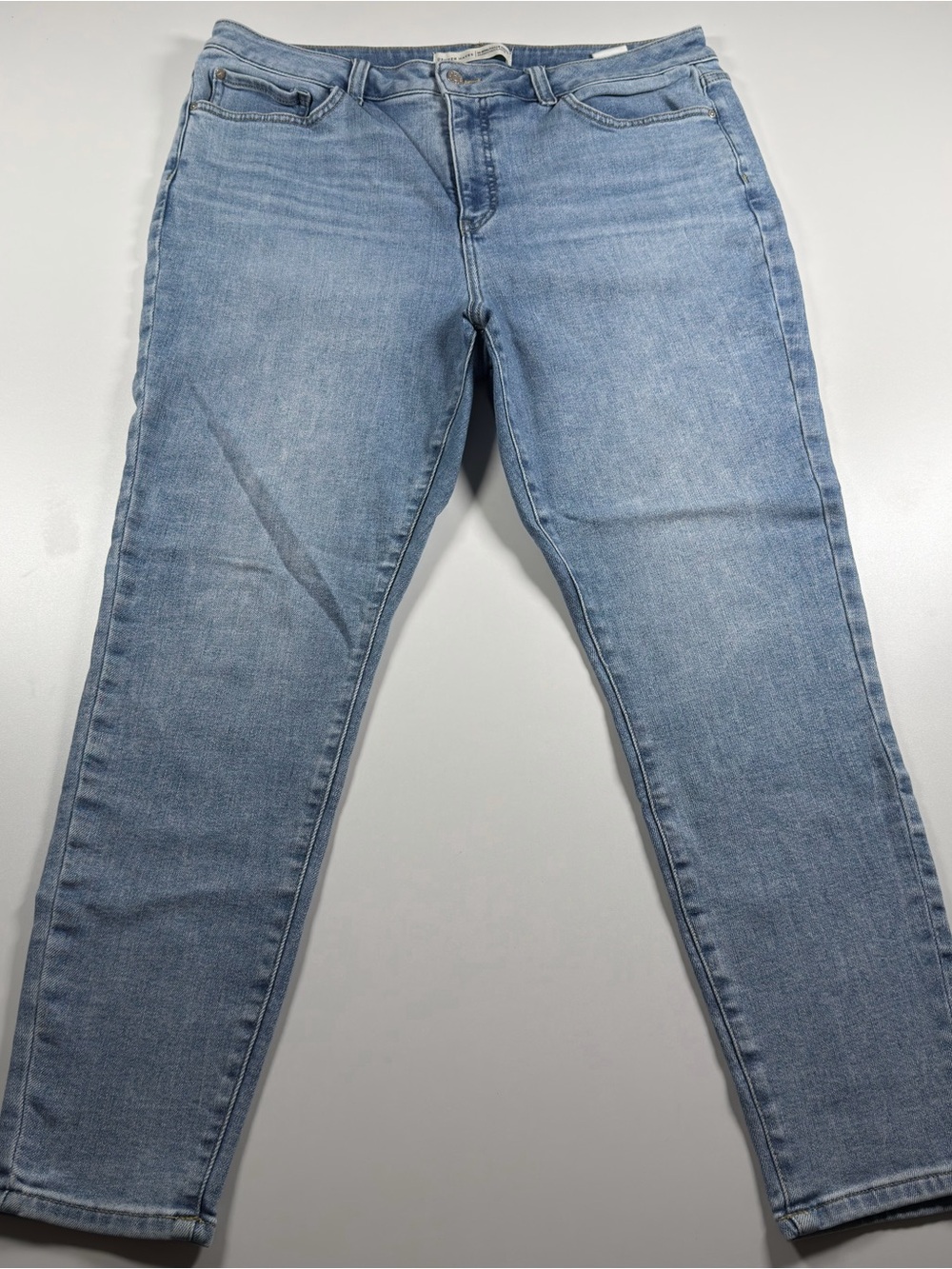Denver Hayes Light Wash High Rise Skinny Jeans 18x29